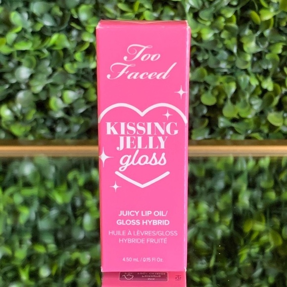 Too Faced BUBBLE GUM Kissing Jelly Gloss | NEW | Hydrating Lip Oil Gloss - Picture 8 of 16